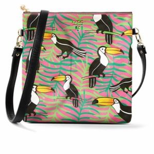 OTG247 # 6 bag w/strap in a fun pink toucan print